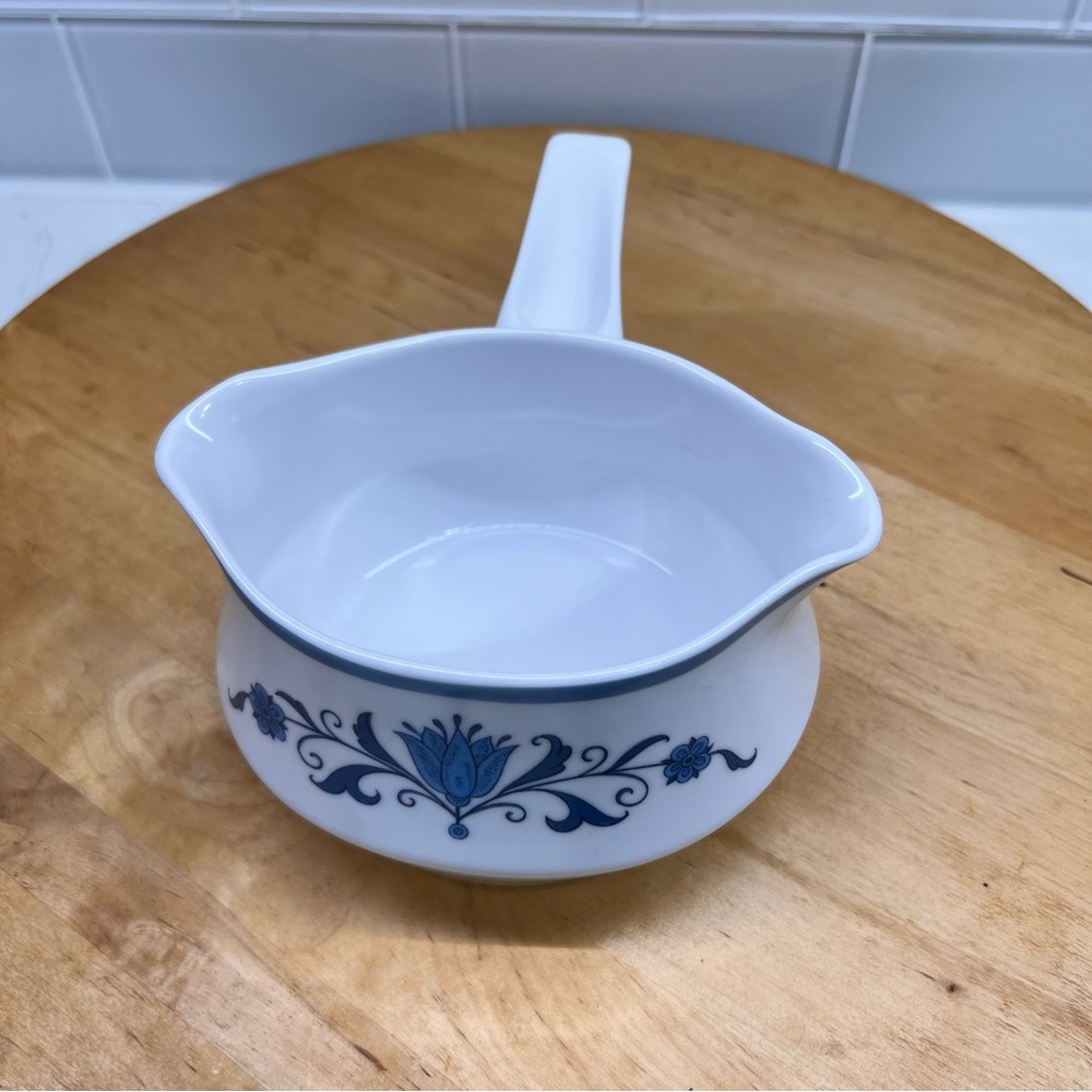 Noritake Progression China “Blue Haven” Gravy Boat Bowl Handle 2 Spouts Floral